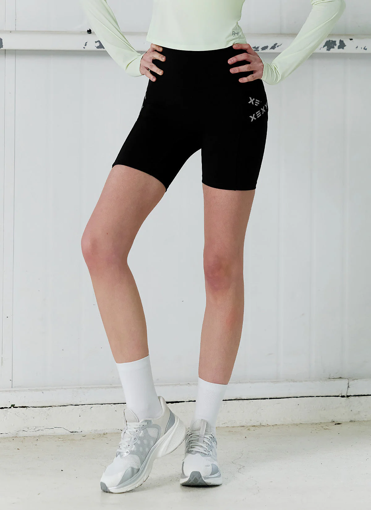 XEXYMIX RX Black Label Signature 360N High-Tension Leggings (3.5-Length) in Black — image 3