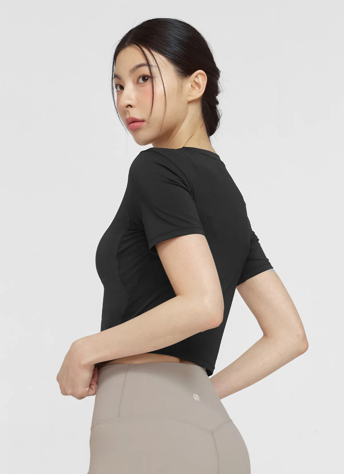 XEXYMIX Ice Scent Cropped Short Sleeve in Ivory — image 2