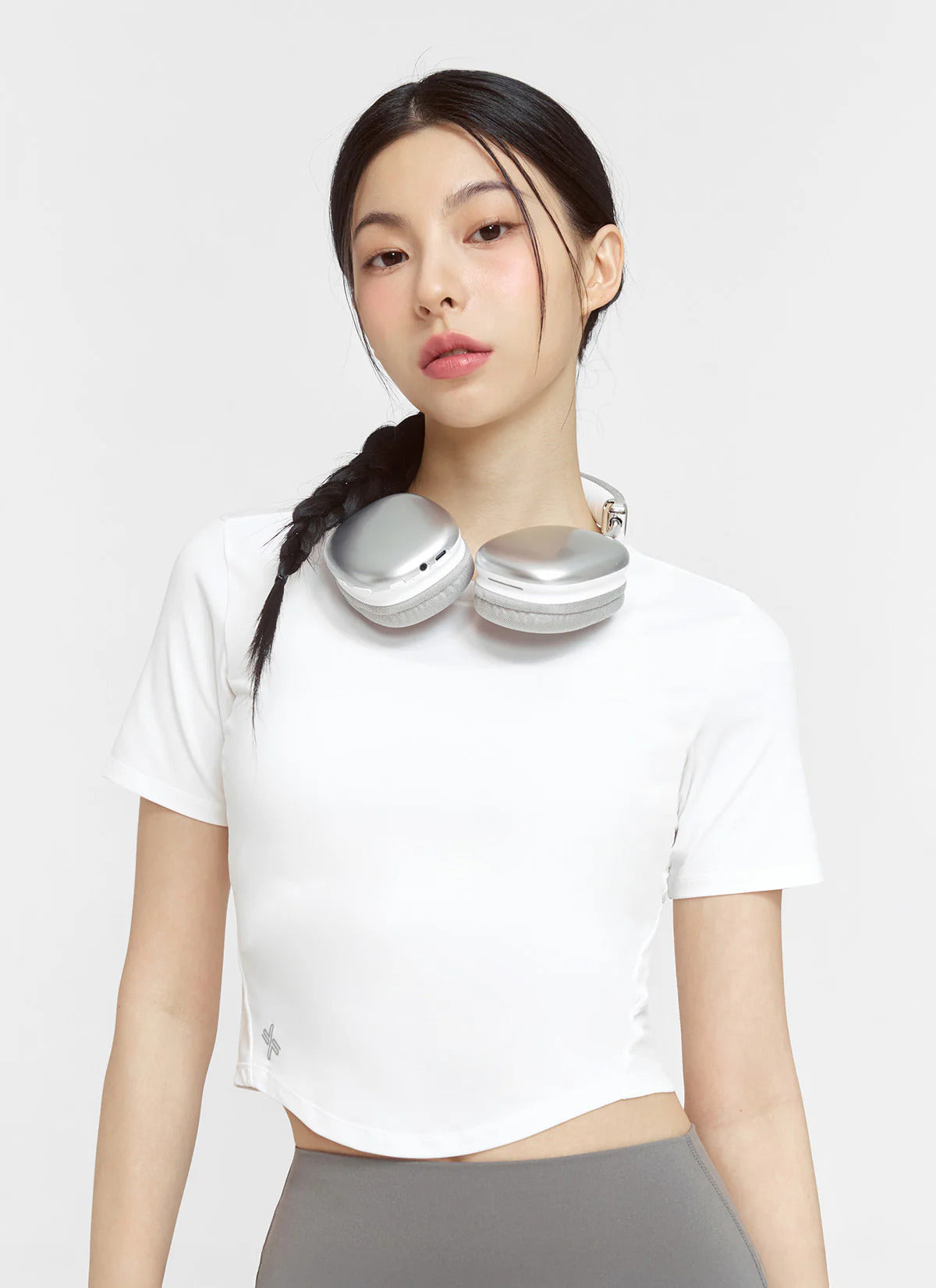XEXYMIX Ice Scent Cropped Short Sleeve in Black — image 1