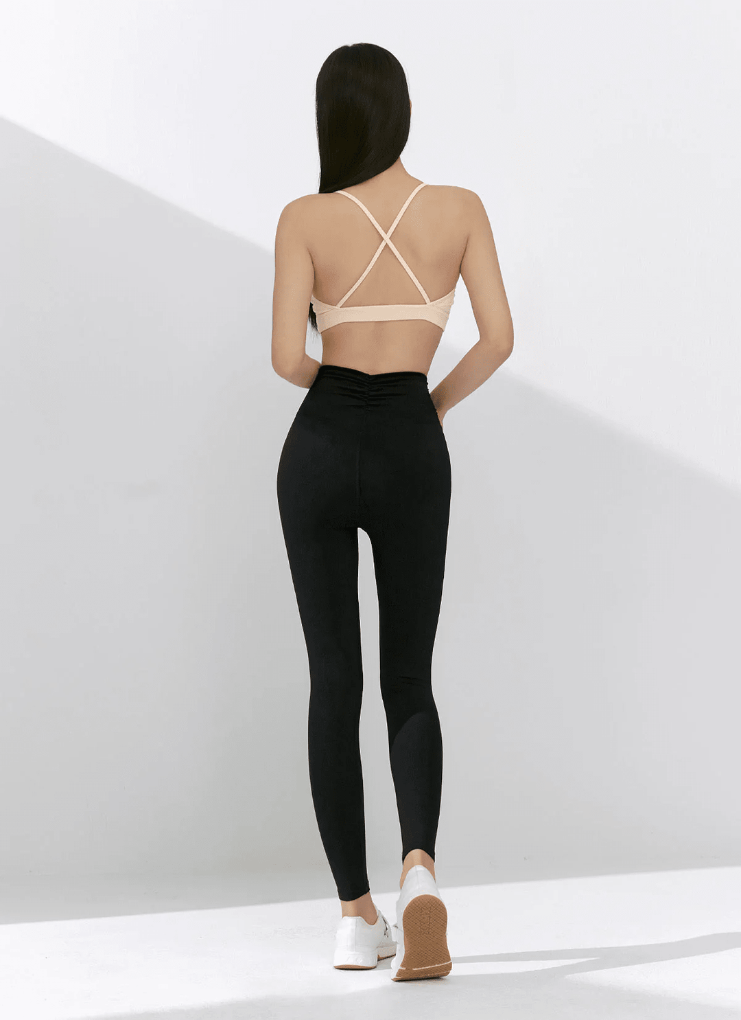 XEXYMIX Black Label Signature Power Rise Shirring Leggings in Black — image 3