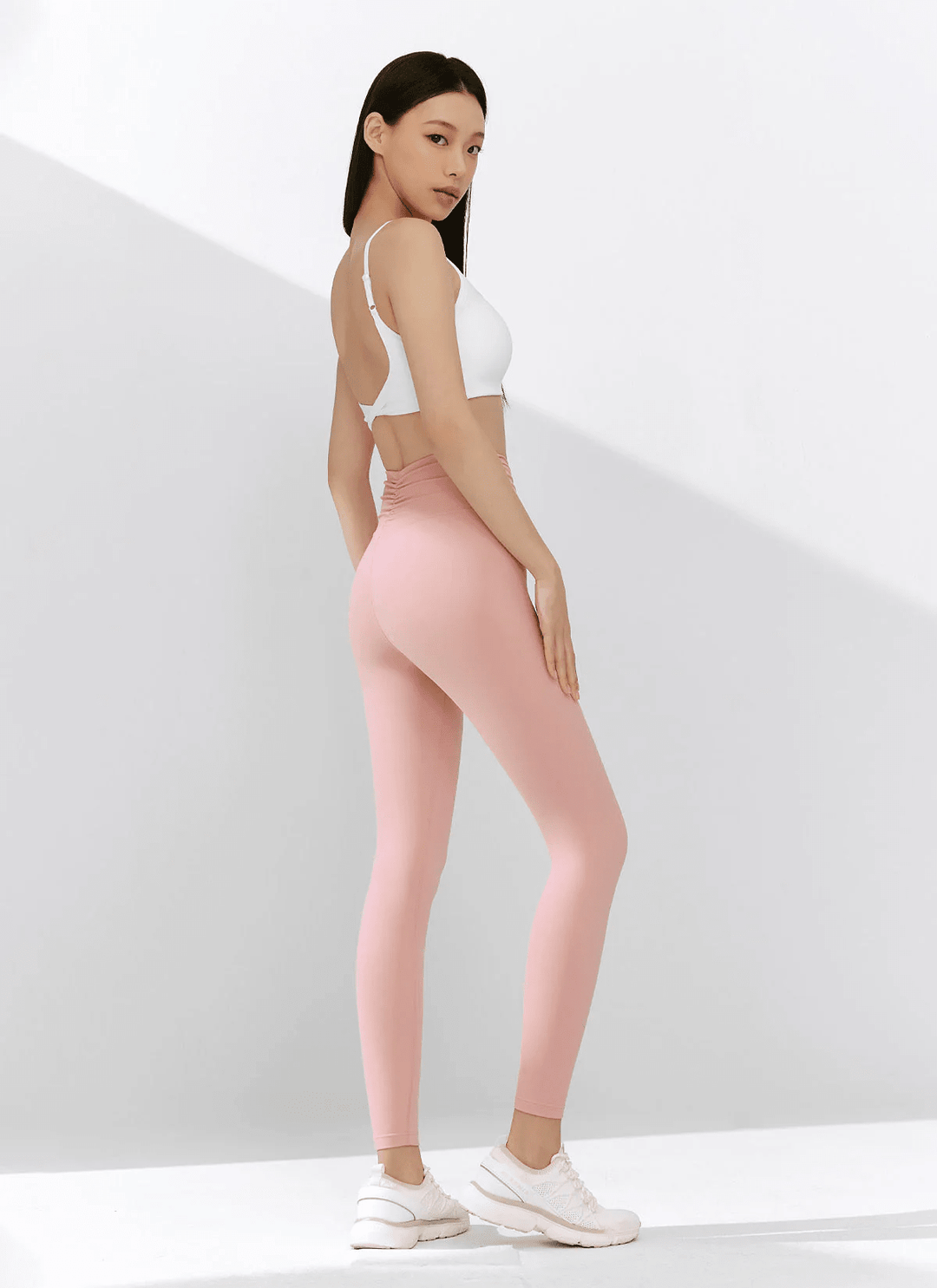 XEXYMIX Black Label Signature Power Rise Shirring Leggings in Fog Pink — image 1