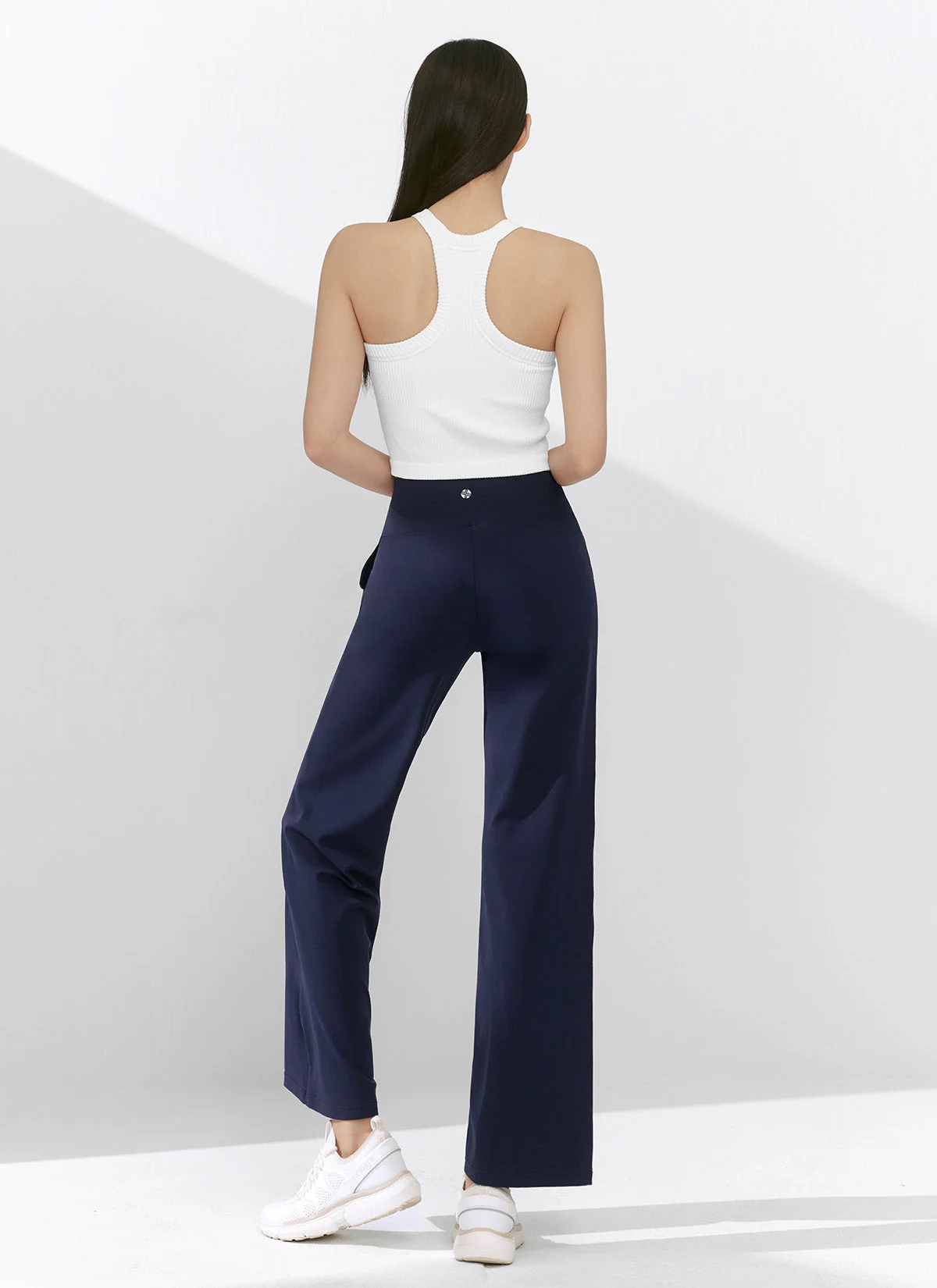 XEXYMIX Black Label Signature Power Rise Pocket Wide Leggings in Classic Navy — image 3