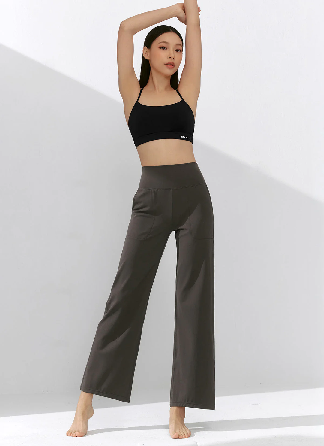 XEXYMIX Black Label Signature Power Rise Pocket Wide Leggings in London Night — image 3