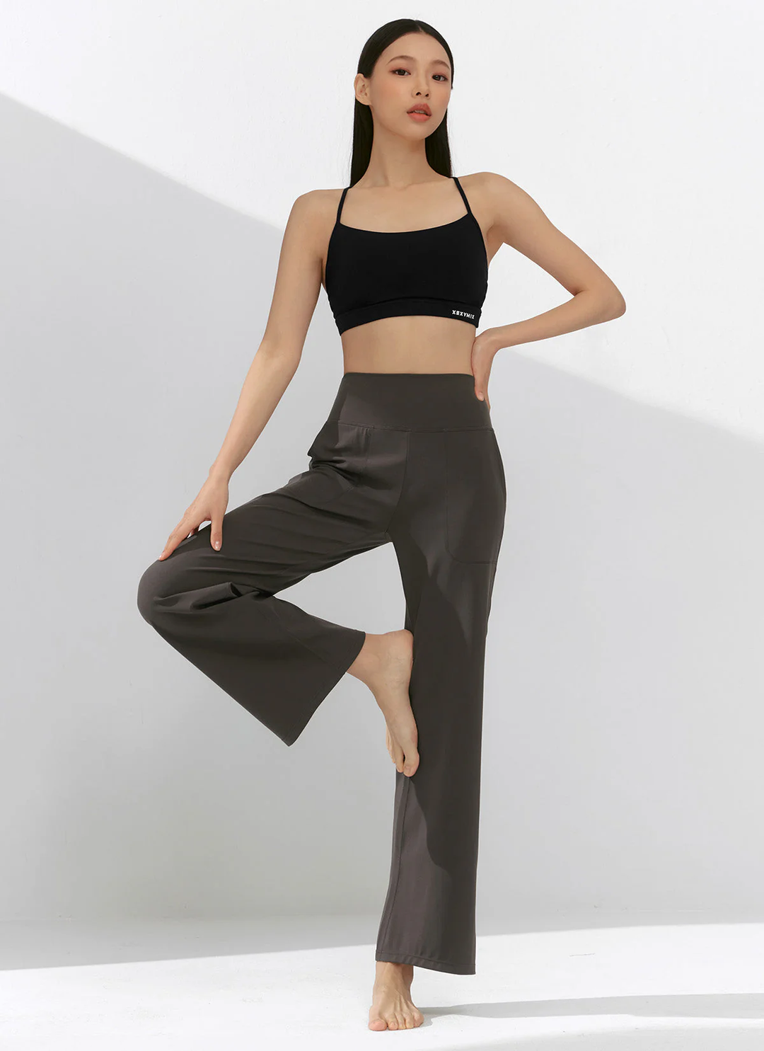 XEXYMIX Black Label Signature Power Rise Pocket Wide Leggings in London Night — image 4