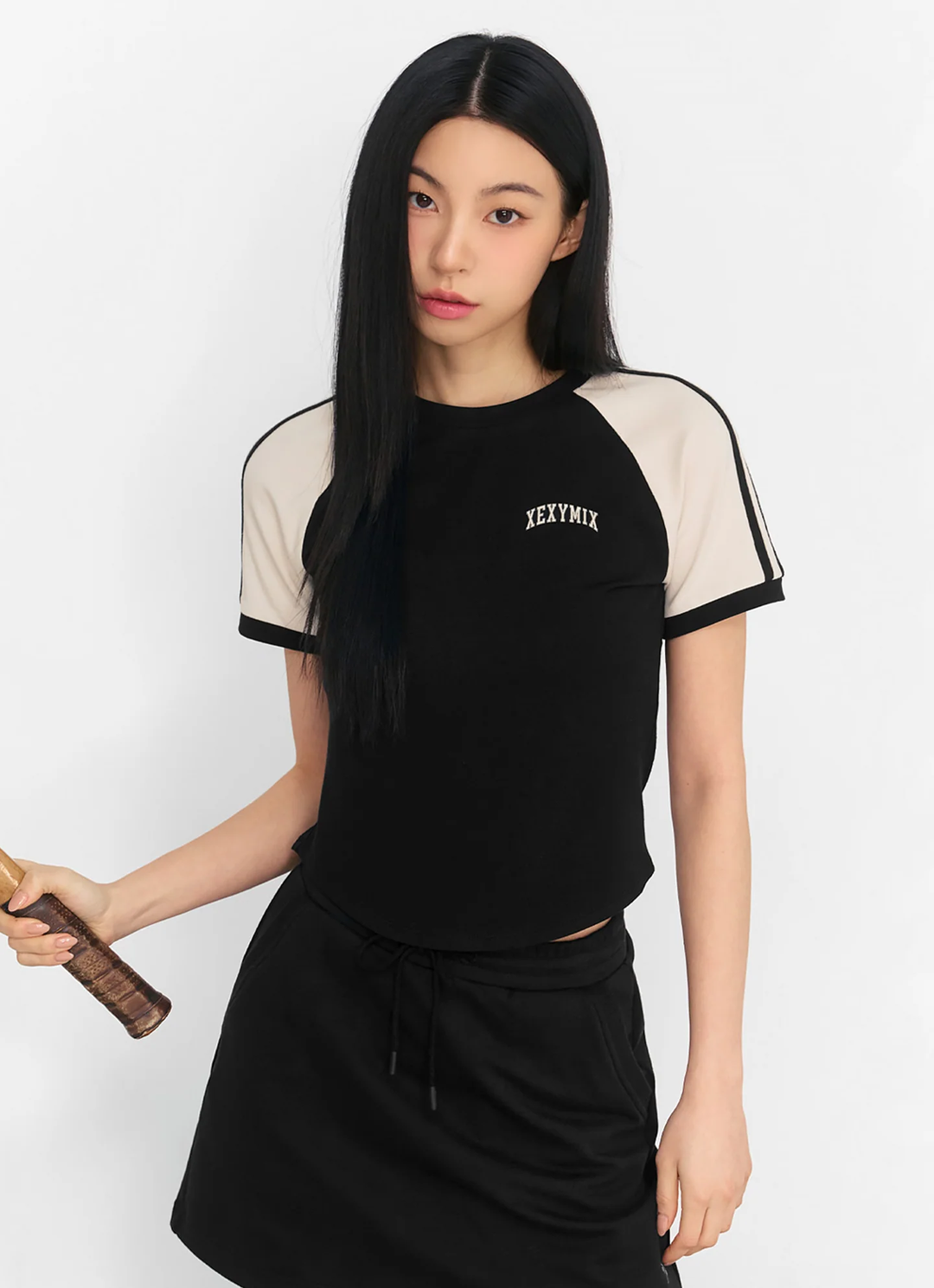 XEXYMIX Raglan Colorblock Crop Short Sleeve in Black — image 1