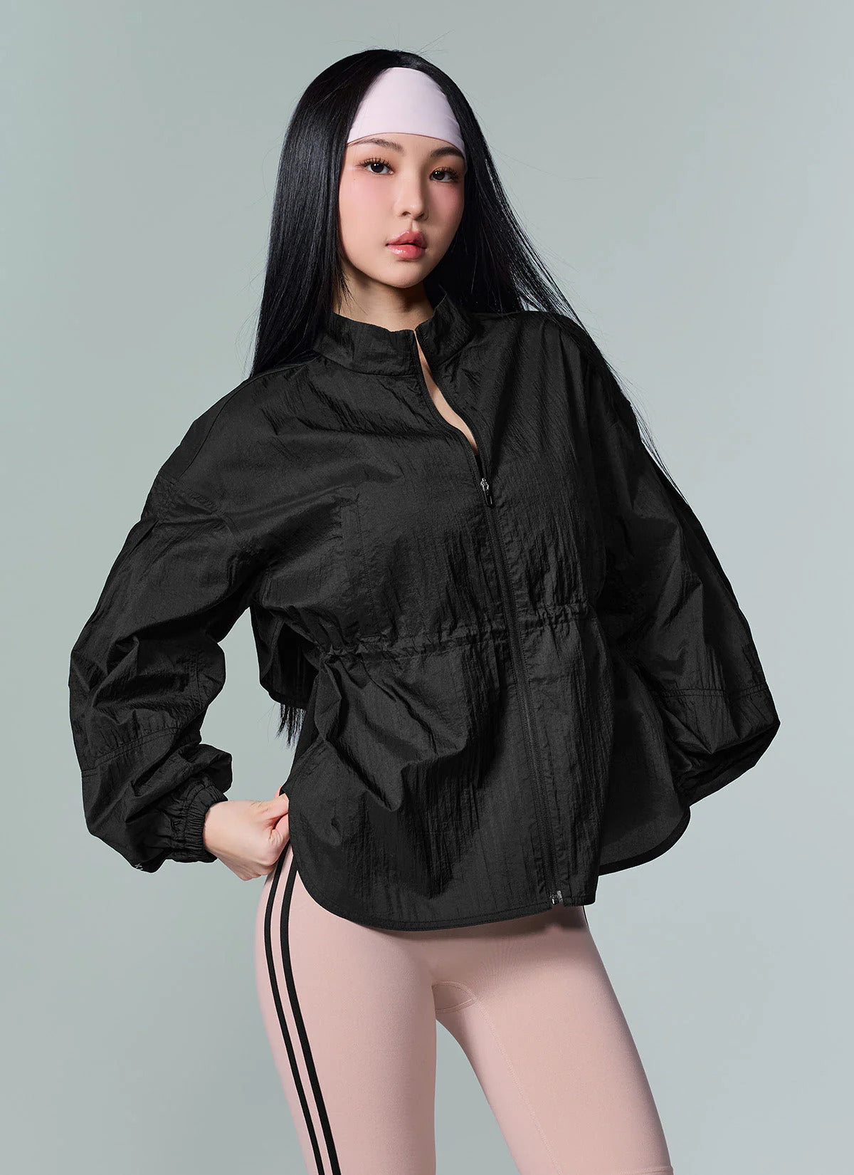 XEXYMIX Light Ventilation Windbreaker in Black — image 2