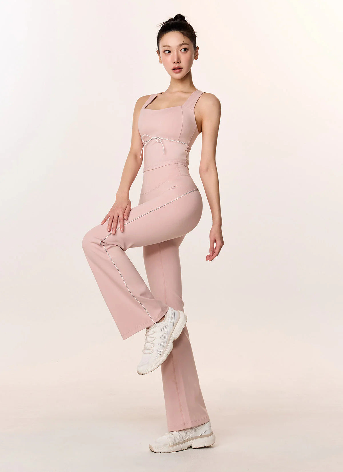 XEXYMIX Comfort Fine Logo Piping Bootcut Leggings in Muhly Pink — image 1