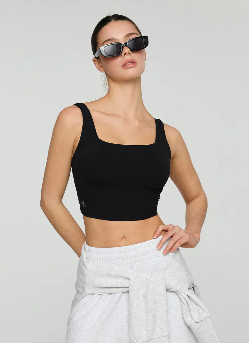 XEXYMIX Black Label Signature Power Rise Back Twist Crop Top in Black — image 1