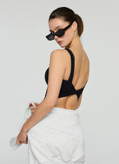 XEXYMIX Black Label Signature Power Rise Back Twist Crop Top in Black — image 2