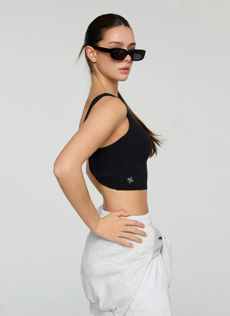XEXYMIX Black Label Signature Power Rise Back Twist Crop Top in Black — image 3