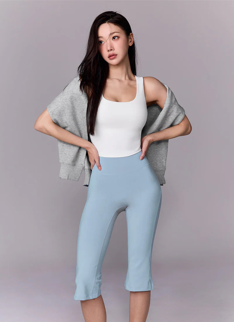 XEXYMIX Comfort Fine Capri Leggings in Halogen Blue — image 3
