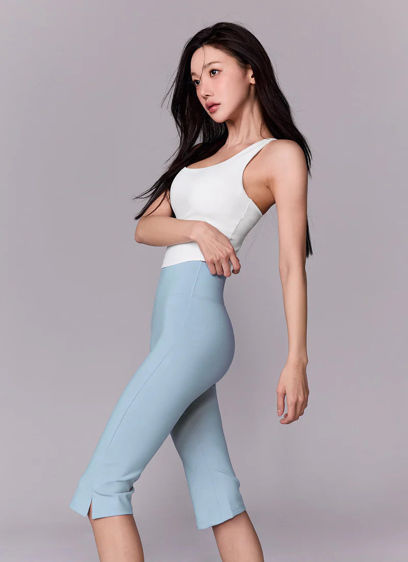 XEXYMIX Comfort Fine Capri Leggings in Halogen Blue — image 4