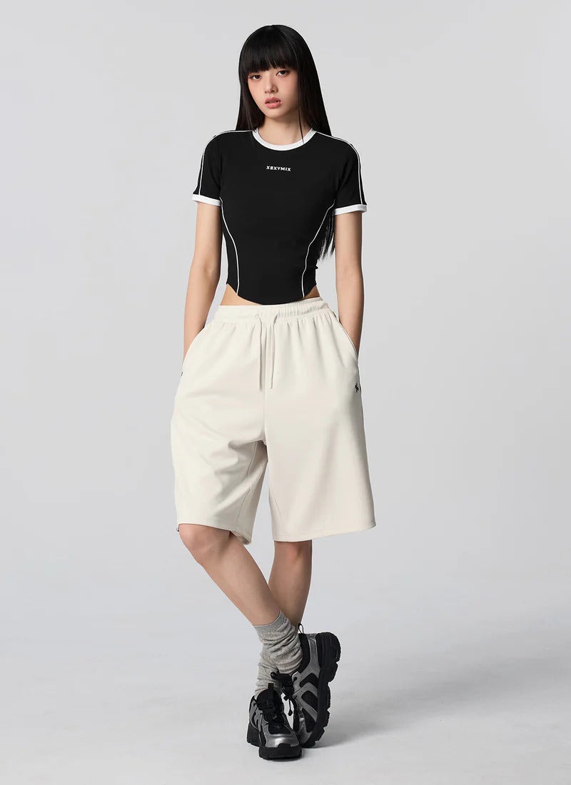 XEXYMIX Contrast Piping Point Short Sleeve Top in Black — image 3