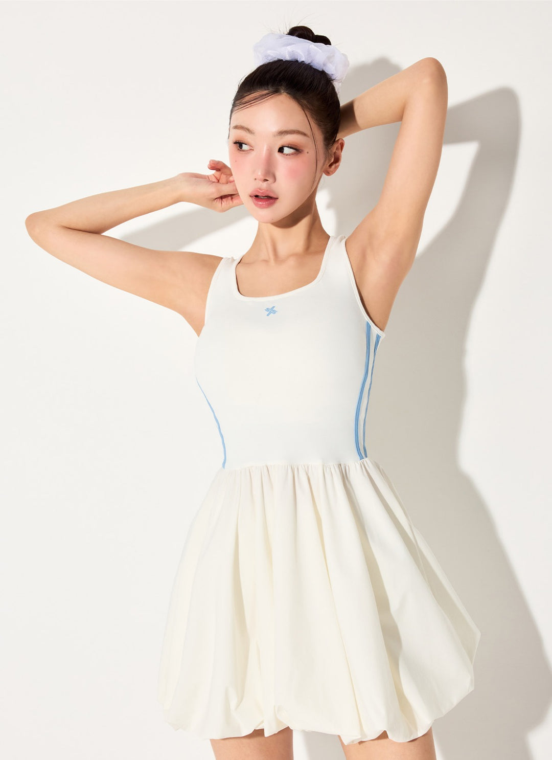 XEXYMIX Organza Scrunchie in White — image 1