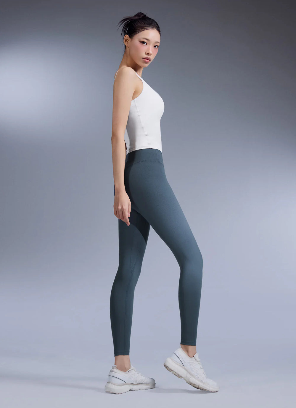XEXYMIX V-Up 3D Plus Leggings in Indigo Blue — image 3