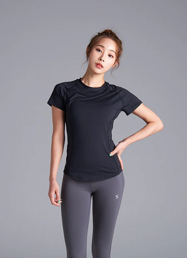 XEXYMIX Ice Feather Short Sleeve in Black — image 1