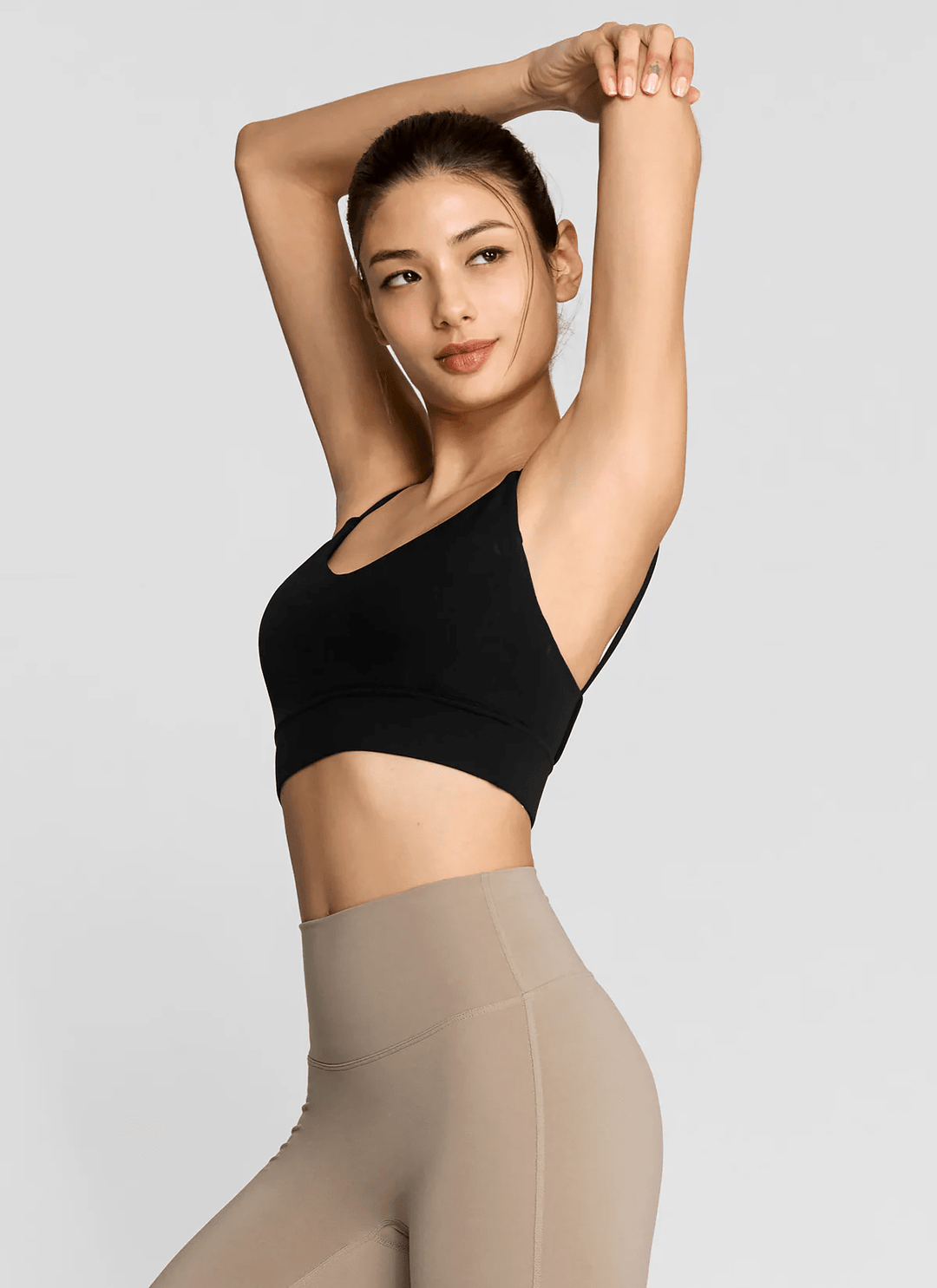 XEXYMIX Black Label Signature Breathe V-Neck Bra Top in Black — image 2