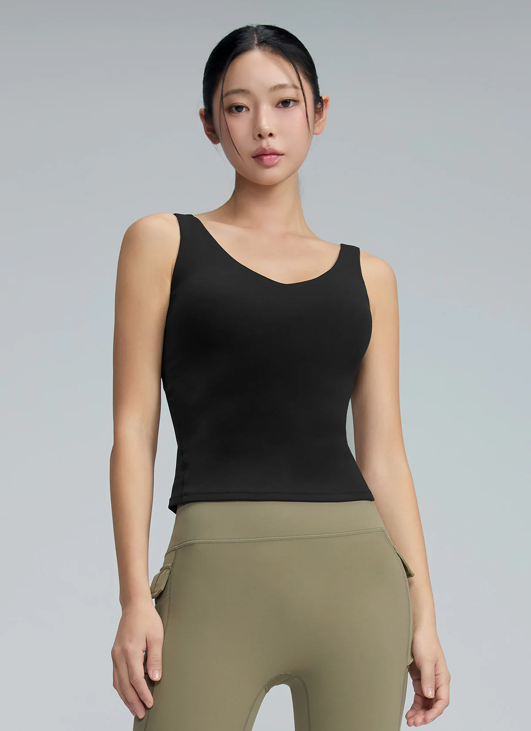 XEXYMIX Black Label Signature Breathe V-Neck Tank Top in Black — image 1