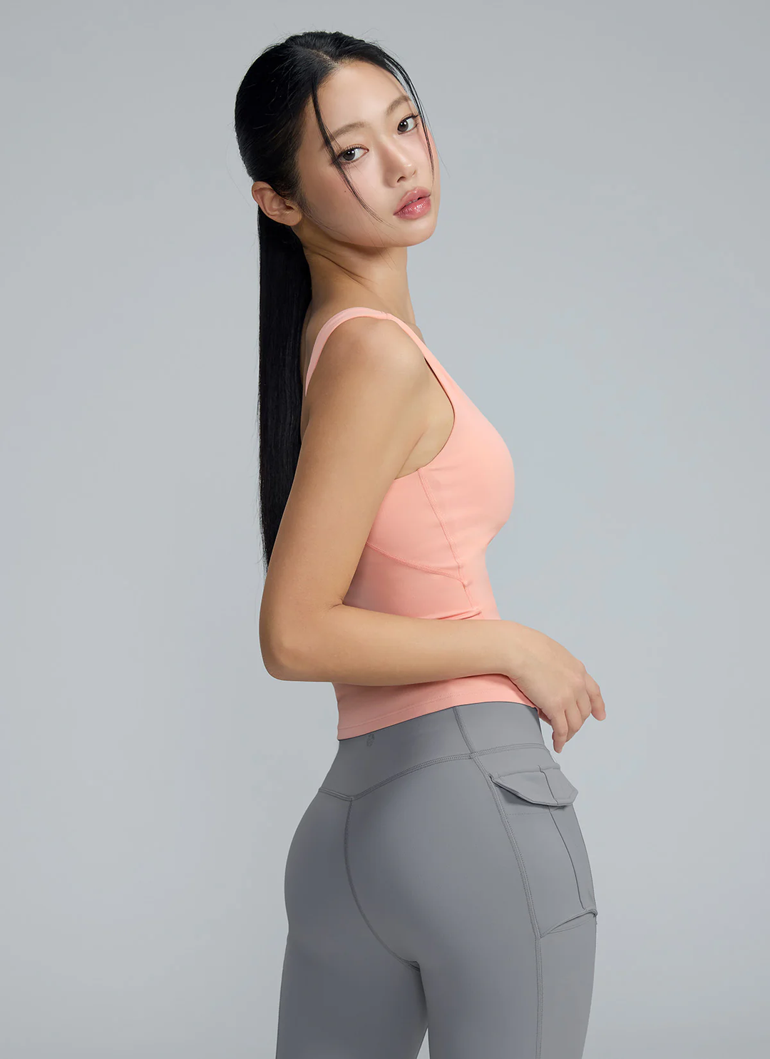 XEXYMIX Black Label Signature Breathe V-Neck Tank Top in Peach Pink — image 3
