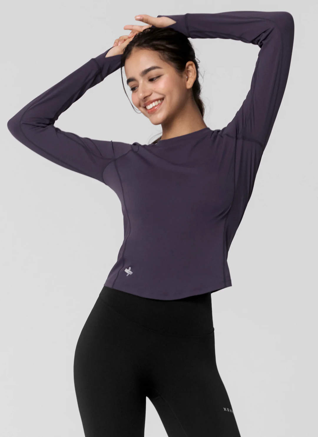 XEXYMIX High-Intensity Finger Hole Long Sleeve in Black Berry — image 3